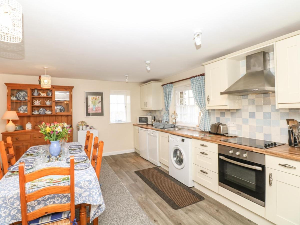Badger Cottage Mawgan 외부 사진